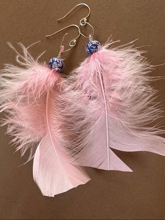 Accessories - Pink eclectic  hippy boho elegant casual or dressy Feather Drop Earrings